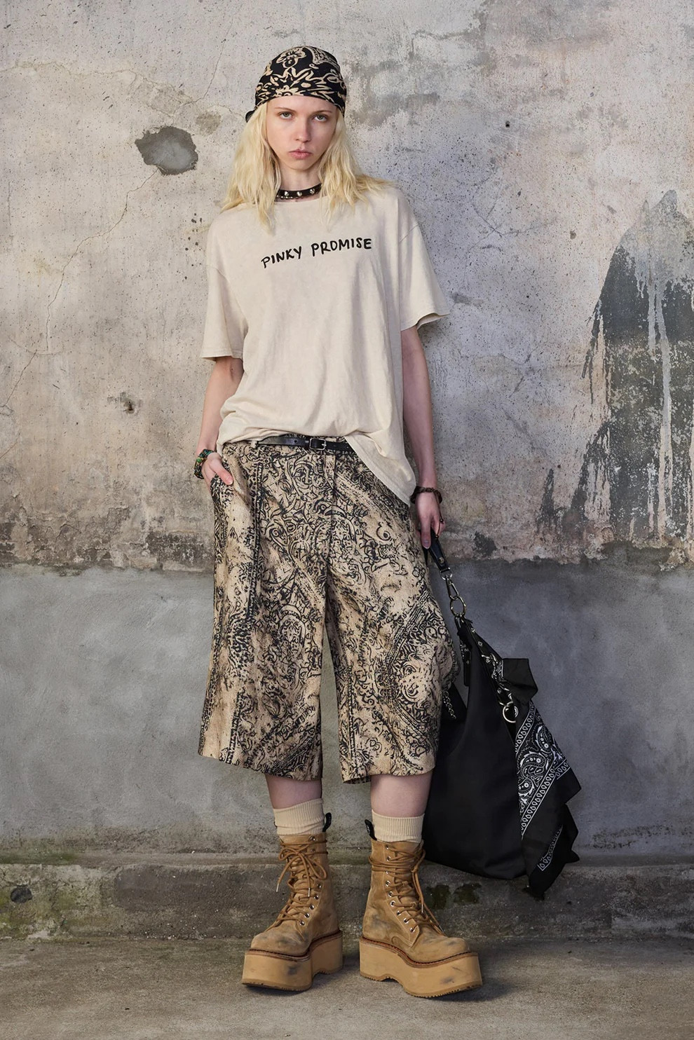 Футболка R13