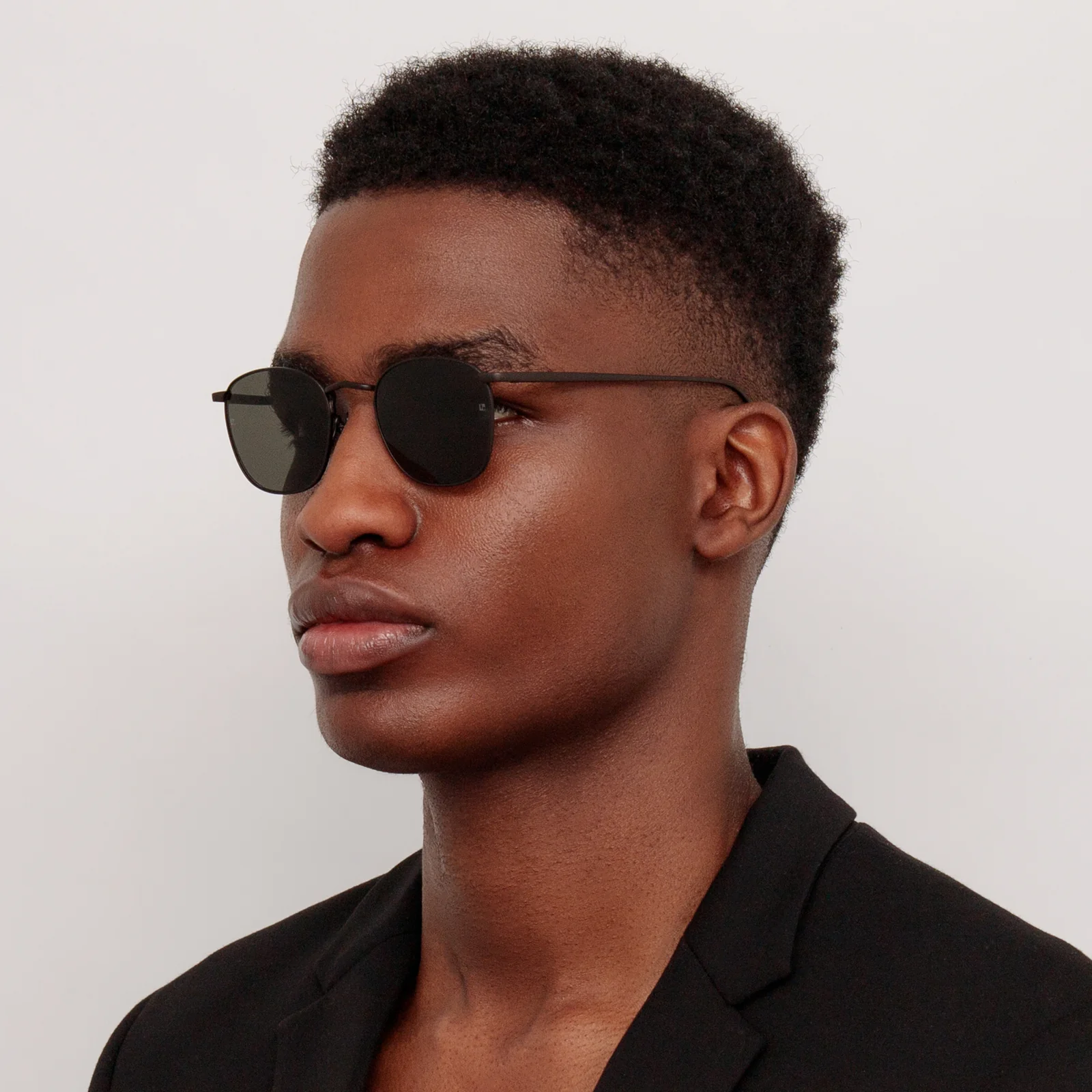 солнцезащитные очки Linda Farrow